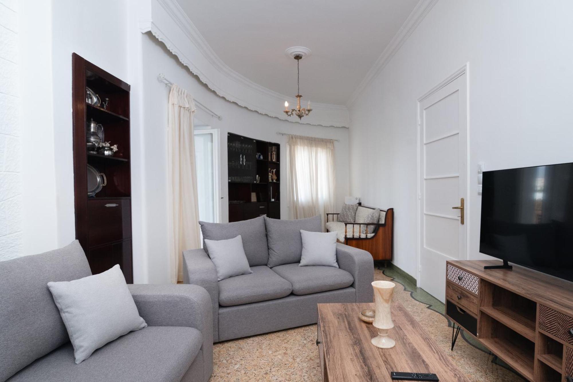 Sunrise By Athens Airport Apartment *